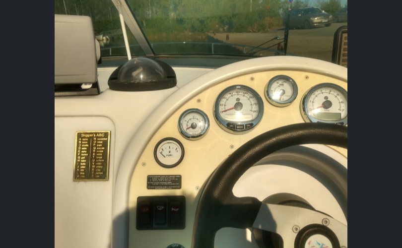 Chris Craft 252 Crowe-kuva-9